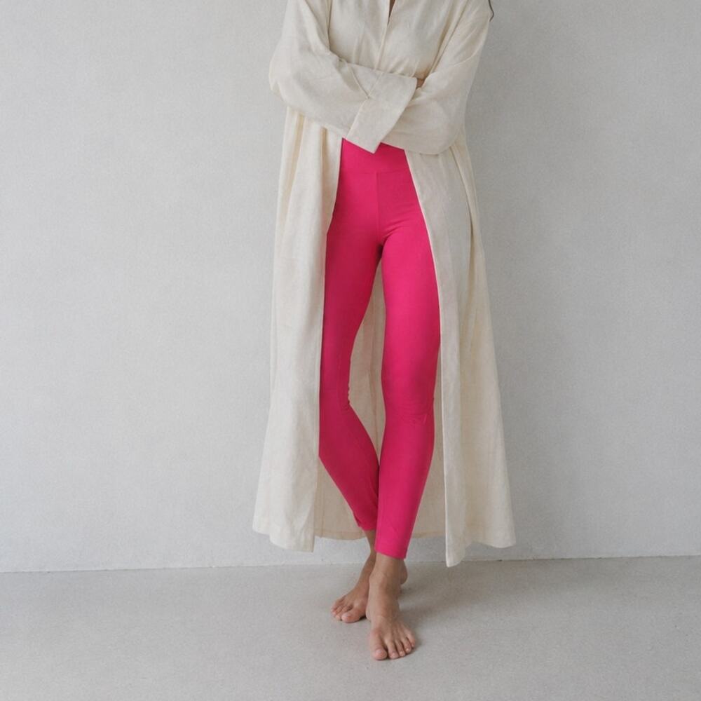 Beyond Yoga Powerbeyond Strive High-Waisted Midi Leggings Womens M Pink
